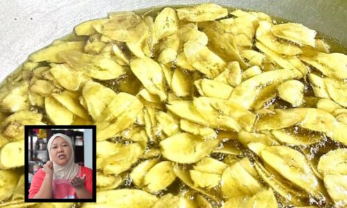 KEREPEK PISANG ALONG SEMAKIN LARIS