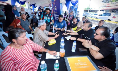 MPAG SUSUN TIGA PROGRAM KOMUNITI MENERUSI INISIATIF ‘KAMPUNG KITA’