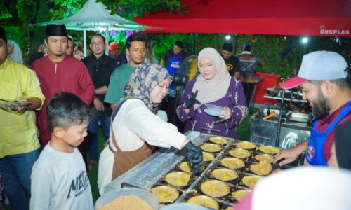 APAM BALIK ‘CRISPY’ MHI JUADAH ISTIMEWA RUMAH TERBUKA AIDILFITRI KETUA MENTERI