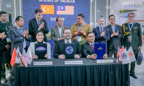 MELAKA METERAI MOU BANGUNKAN FASILITI INDUSTRI PERTAHANAN