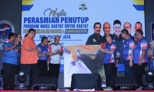 LEBIH 3,000 WARGA ALOR GAJAH TERIMA MANFAAT BANTUAN KERAJAAN NEGERI