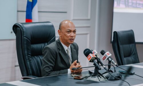 MELAKA BERJAYA SELESAIKAN MASALAH LIPUTAN LEMAH DI IPT