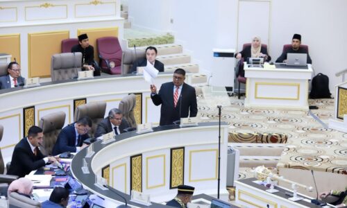 PEMBANGUNAN PANTAI PUTERI PACU EKONOMI MARITIM MELAKA