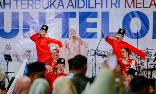 NABILA RAZALI GAMATKAN RAYA DI TELOK MAS