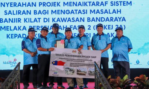 PROJEK RM10.35 JUTA LERAI MASALAH BANJIR KILAT BANDARAYA MELAKA