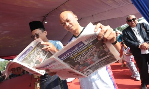 CAPAIAN TELEKOMUNIKASI LEBIH BAIK PACU MODEL ASAHAN KAMPUNG SEJAHTERA