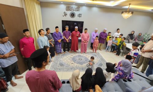 KRT KRUBONG HEIGHTS FASA 1 ‘HIDUPKAN’ TRADISI MARHABAN RUMAH KE RUMAH