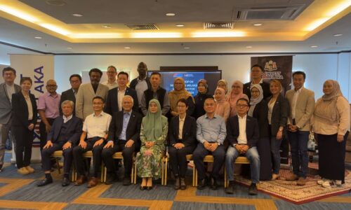 MELAKA RANGKA PELAN HALA TUJU PEMBANGUNAN INDUSTRI SEMIKONDUKTOR 2035