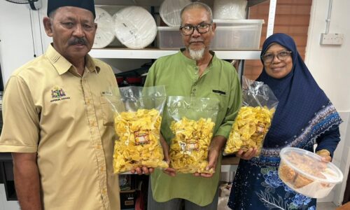 KEREPEK PISANG NANGKA BAWA REZEKI TAK DISANGKA