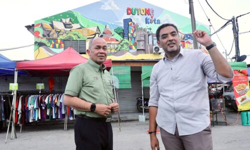 MURAL HARMONI IDENTITI BAHARU TAMAN SERI DUYONG