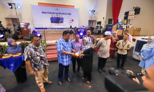 NALURI JURURAWAT MEMANG SENTIASA MAHU MEMBANTU