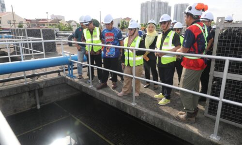 WRUR KOTA LAKSAMANA: PEMBANGUNAN SUNGAI MELAKA FASA 2 BERI MANFAAT BESAR