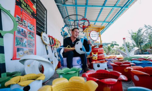 TAYAR TERPAKAI JADI PENYERI HALAMAN