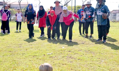 WRUR PELENGKAP USAHA MELAKA JUARAI KEBAJIKAN RAKYAT