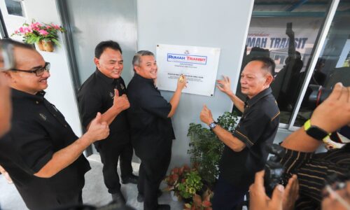 MELAKA SASAR SEMUA DUN MILIKI RUMAH TRANSIT MENJELANG 2028