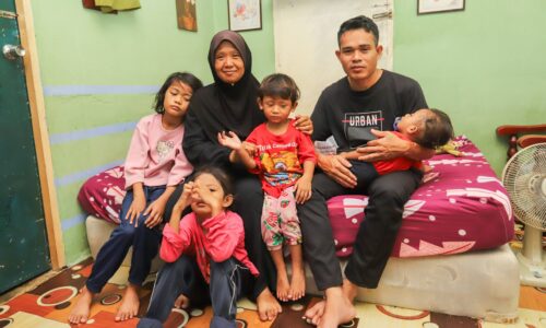 MAIM BAWA SINAR BAHARU BUAT KELUARGA ASNAF MUALAF