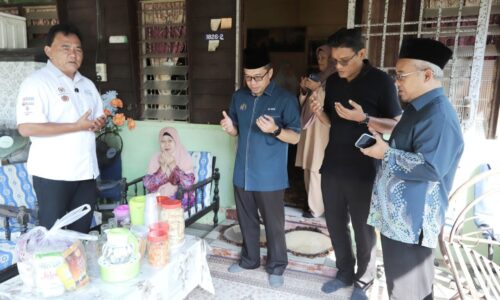 TURUN PADANG CARA DUN AYER MOLEK JAGA KEBAJIKAN RAKYAT – RAHMAD