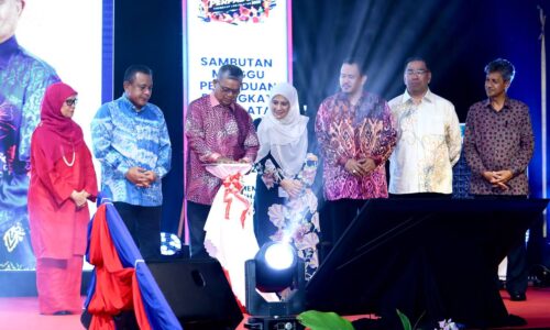 SAMBUTAN MINGGU PERPADUAN ZON SELATAN ANGKAT KEKUATAN 3 NEGERI