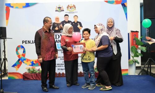 MELAKA BELA KEBAJIKAN OKU, ANAK AUTISME