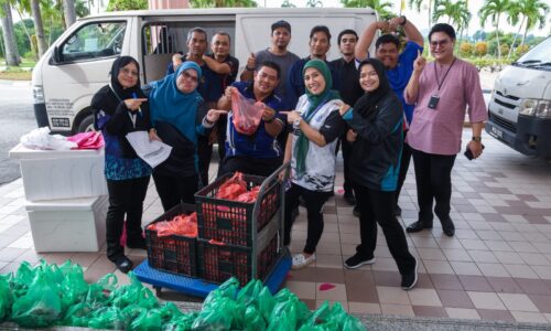 AIDILADHA: NIKMAT MELAKA SAYANG RAKYAT DIRASAI WARGA SERI NEGERI
