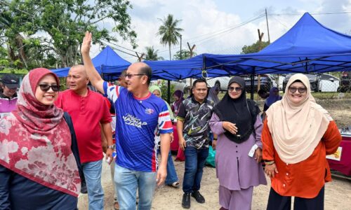 ‘AH SEM SAYANG RAKYAT MACHAP JAYA’
