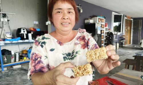 LEGENDA BIPANG, KUIH BAKUL TIGA GENERASI