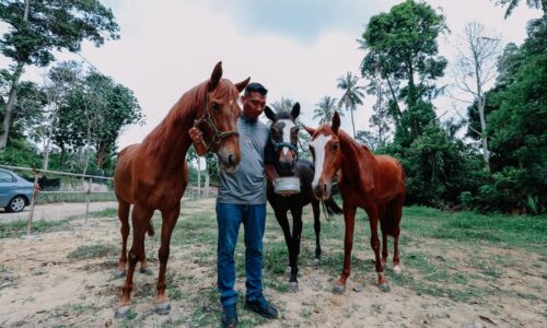 ANAK FELDA PERKENAL AKTIVITI REKREASI BERKUDA