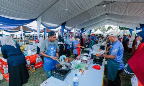 WRUR TELOK MAS: ASAM PEDAS SIMBOL PERPADUAN BUDAYA MELAKA