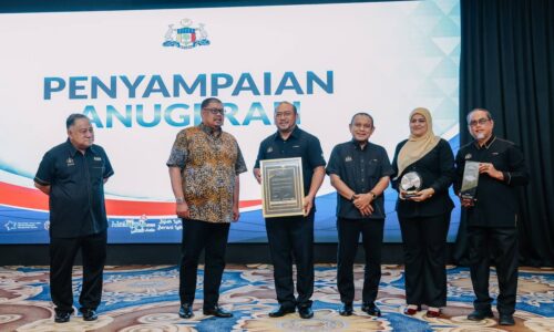 TERIMA DUA PENGIKTIRAFAN ANTARABANGSA, BUKTI MELAKA RIVER CRUISE SEMAKIN DIKENALI DUNIA