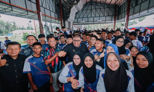 PAMA: MELAKA PERKUKUH AGENDA PENDIDIKAN, BANTU PELAJAR TERCICIR