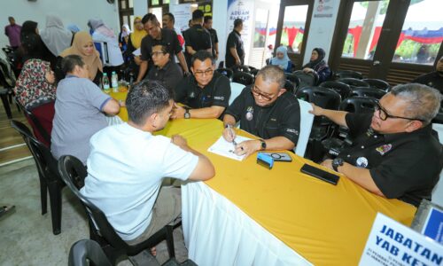 URUSAN DENGAN KERAJAAN JADI LEBIH MUDAH MENERUSI HARI ADUAN RAKYAT