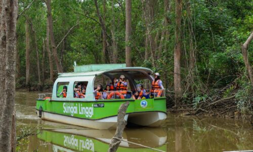 PERCUTIAN DAMAI CUTI SEKOLAH DENGAN ECO CRUISE SUNGAI LINGGI