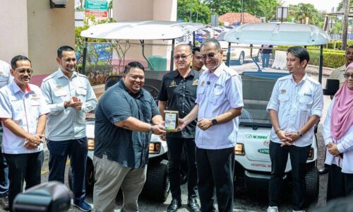 MELAKA BAKAL TERIMA 30 AMBULANS BAHARU