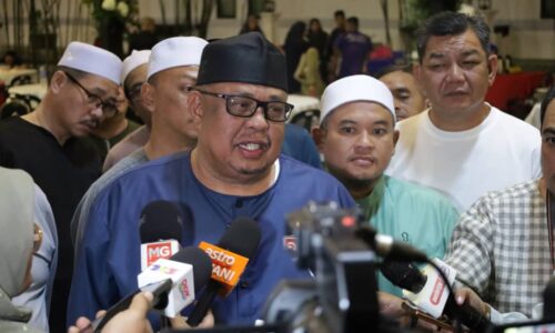 ‘BELUM DAPAT ILHAM BILA BUBAR DUN MELAKA’ – AB RAUF