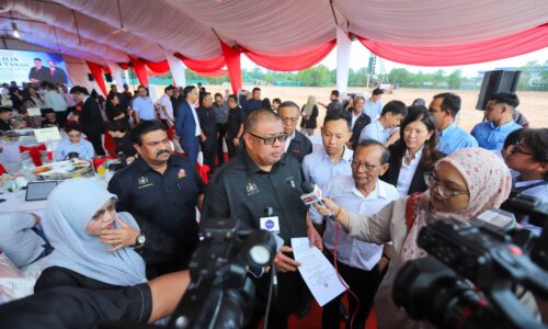 PELARIAN ROHINGYA PERLU PATUH UNDANG-UNDANG, HORMATI RAKYAT TEMPATAN – AB RAUF