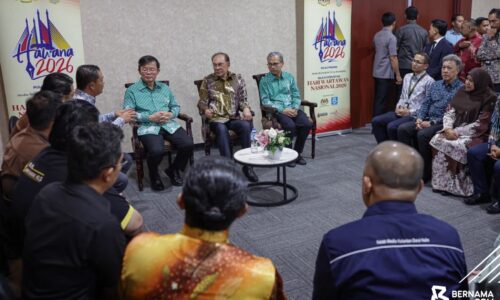 KERAJAAN SETUJU TERUSKAN DANA INOVASI MEDIA – PM ANWAR