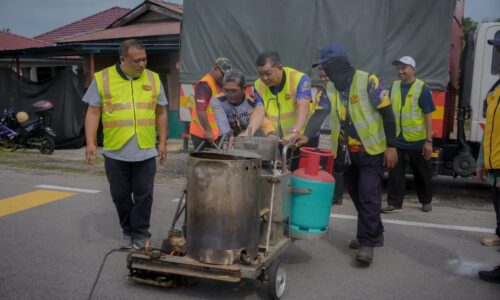 LIMA TAHUN TOK AJAK, 328 PROJEK PEMBANGUNAN DIBAWA KE TELOK MAS