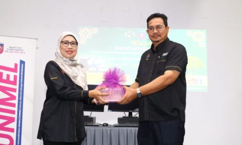PROJEK KOMPUTER WAKAF BANTU MAHASISWA KURANG BERKEMAMPUAN