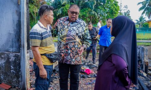 SANTUNI MANGSA KEBAKARAN BUKTI TOK RAUF PRIHATIN KESUSAHAN RAKYAT