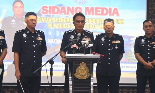 UMPAN RM5 DAN MI GORENG, WARGA EMAS DITAHAN BANTU SIASATAN KES CABUL