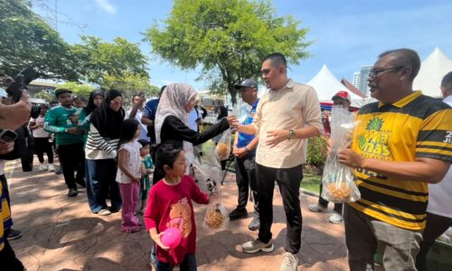 INDUSTRI NANAS MELAKA TERUS BERKEMBANG
