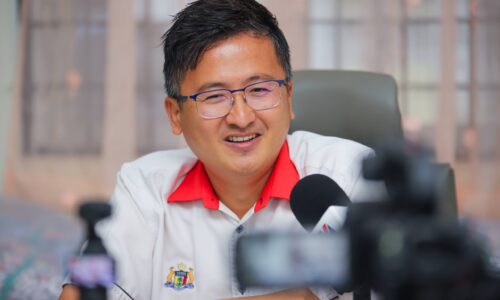 NILAI PERPADUAN BENTUK ALLEX JADI PEMIMPIN