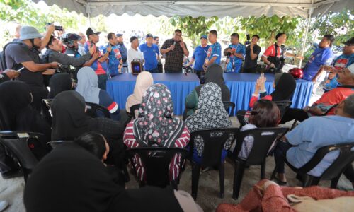 BANJIR LUBUK KASAU: RM800,000 DISALUR, TOK RAUF TERUS IKHTIAR NOKTAHKAN BEBAN PENDUDUK