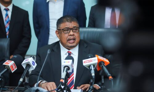 ‘KITA UMPAMA BERNIKAH TIDAK BERKADI, BERCERAI TIDAK BERTALAK, BERSANDING TIDAK BERPELAMIN’