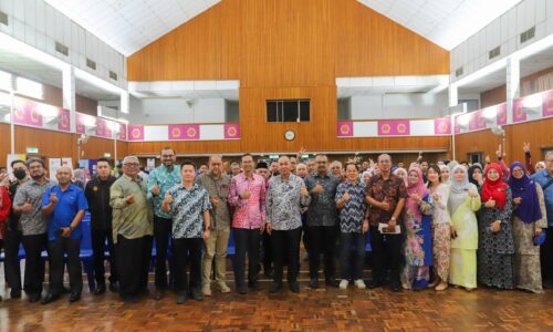 HARI BERTEMU PELANGGAN MBMB PERCEPAT PENYELESAIAN MASALAH