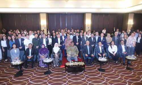 SEKTOR SEMIKONDUKTOR SUMBANG RM17.6 BILION KEPADA EKONOMI MELAKA