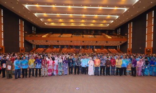 590 ‘PERMATA’ MELAKA TERIMA INSENTIF KECEMERLANGAN