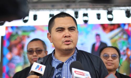 MELAKA PERKASA SEKTOR AGROPELANCONGAN, TARIK PELANCONG LAWAT PRODUK LUAR BANDAR