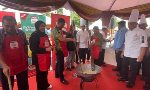 220 ACARA MENARIK SEPANJANG TAHUN GAMIT PELANCONG KE MELAKA