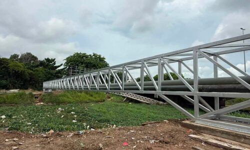 PEMASANGAN KERANGKA BESI BAHARU SUNGAI MALIM SELESAI